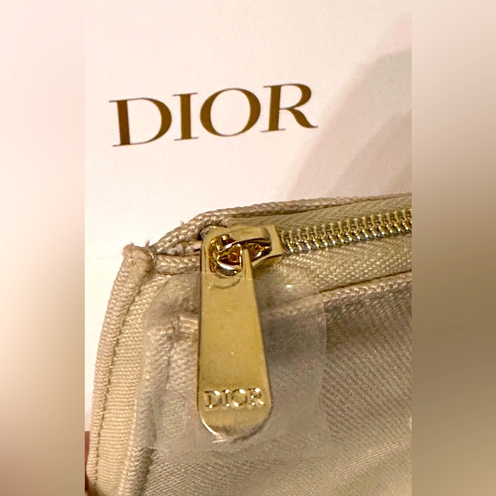 Dior Cosmetic Pouch| Dior Make-up Pouch | Catch All Pouch | SET OF 2 - Picture 4 of 8